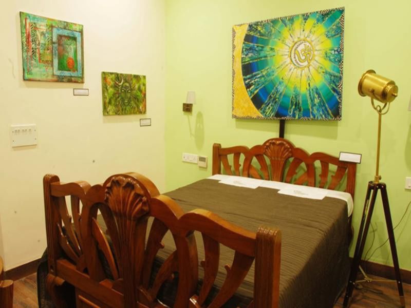 The Corner Courtyard Hotel Kolkata Exterior photo